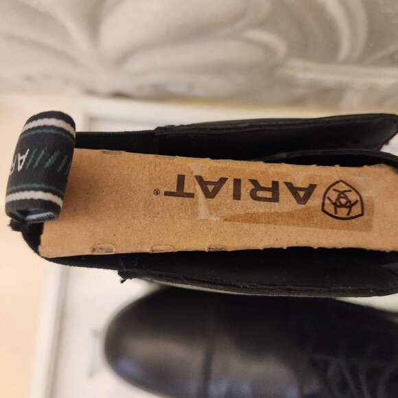 Ariat Black Leather "Heritage" Lace up boots. NWT. Size 13 - Picture 7 of 11